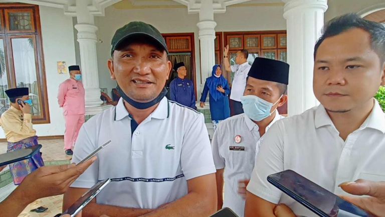 Askab PSSI Sarolangun Targetkan Tim Laskar Bedil Pak Linggam Masuk Semi Final Gubernur Cup